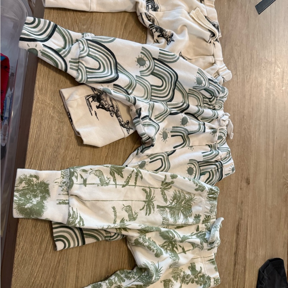 Kate Quinn 12-18m Cream and Green Kids Bottoms